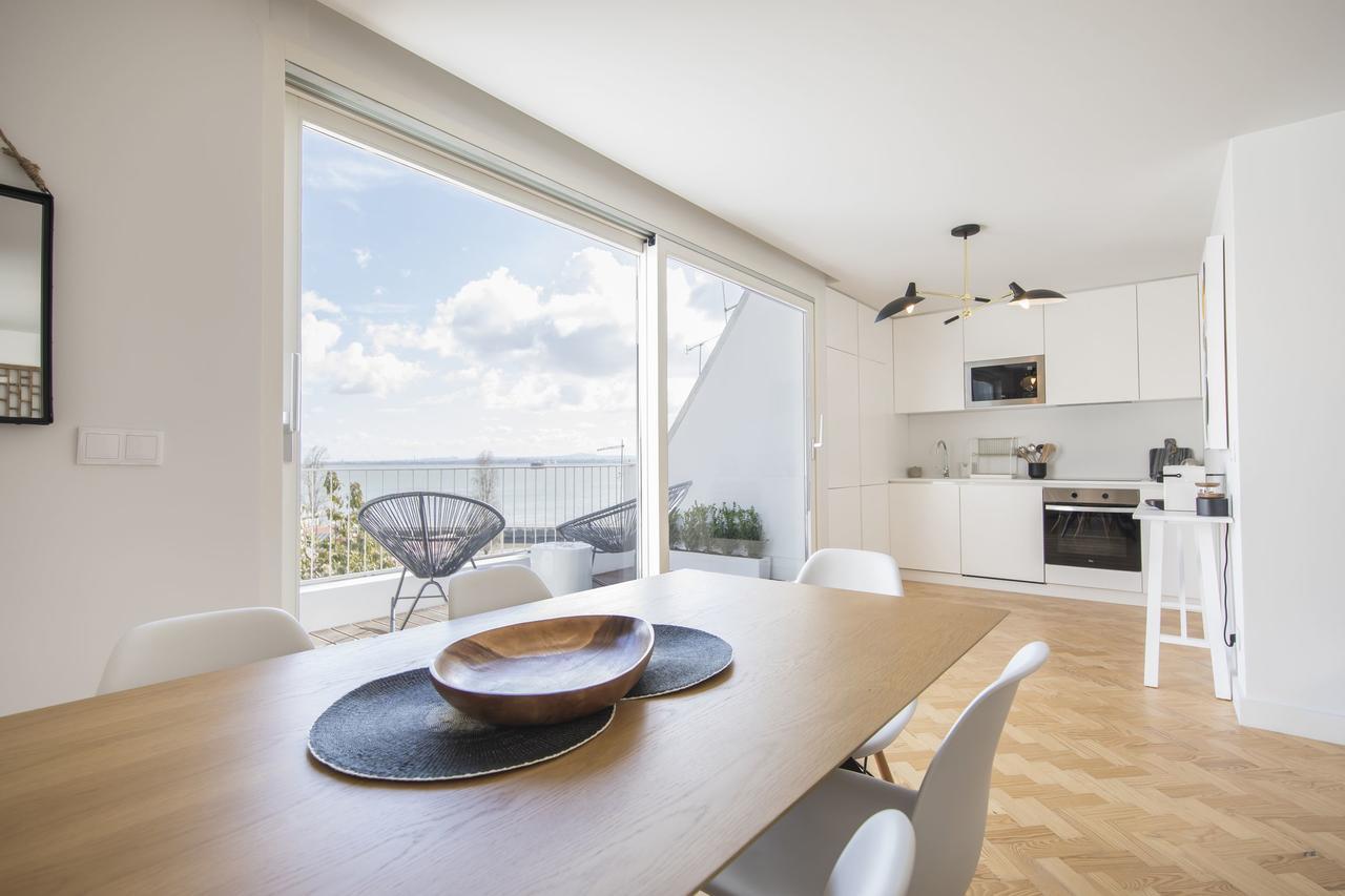 Lovelystay - Penthouse On The Tagus In Alfama Lisboa Exteriör bild